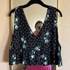 Womens RVCA Black V Neck Floral Printed Peplum Crop Top Size 10 (M)